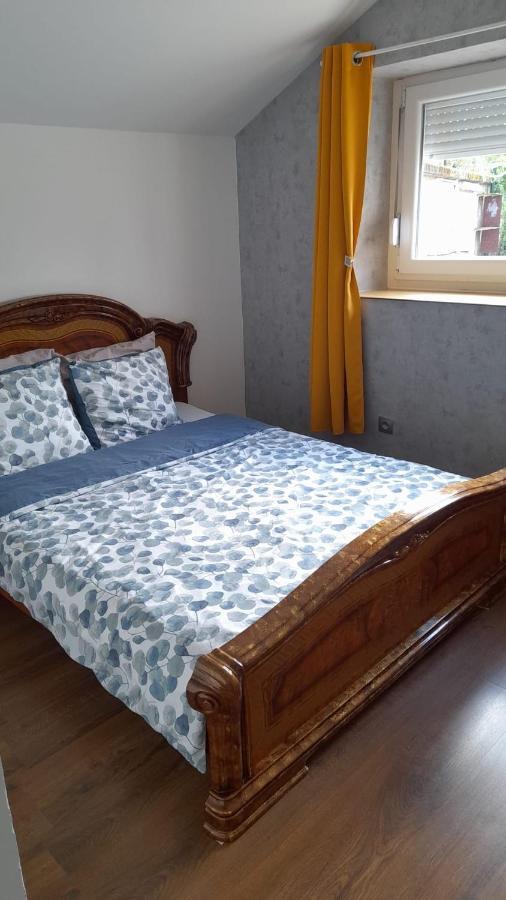 Studio Privee Vesoul -Wifi,Tv,Clim,Parking Gratuit Eksteriør bilde